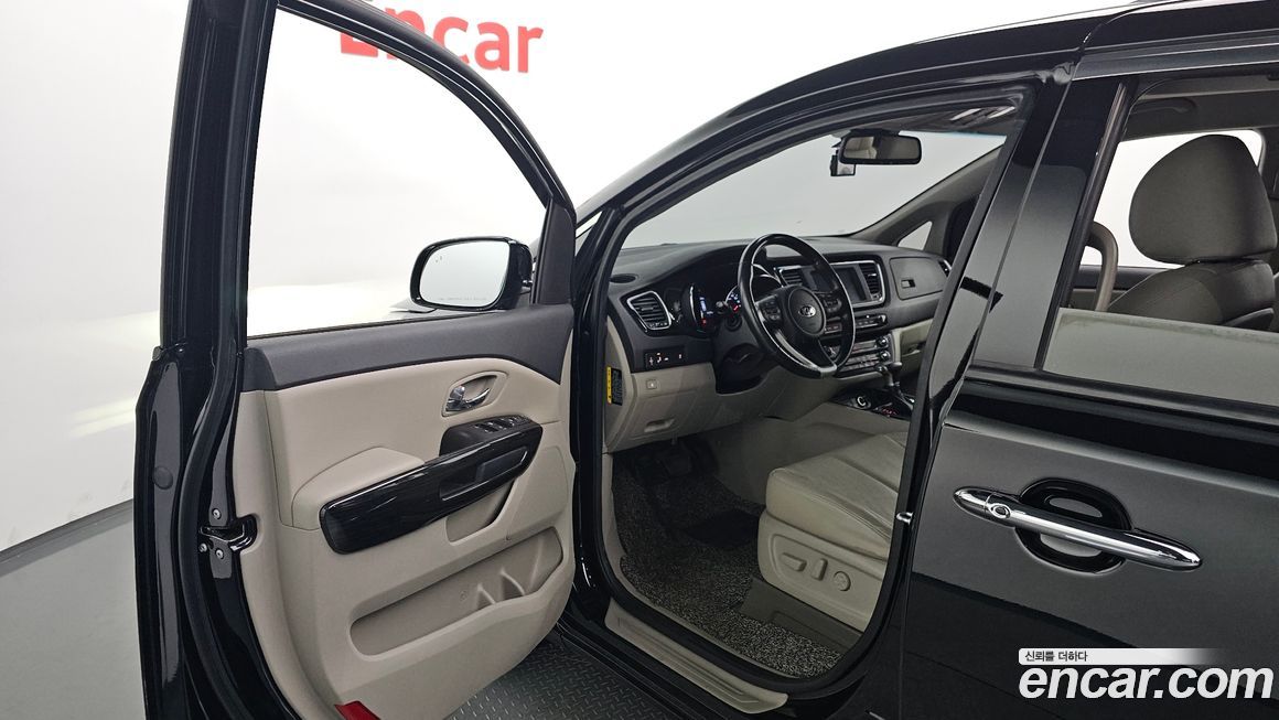 Kia Canival 2019