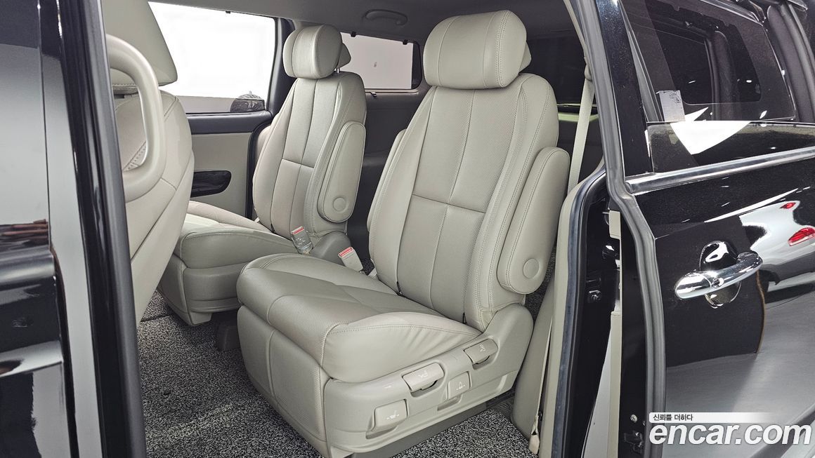 Kia Canival 2019