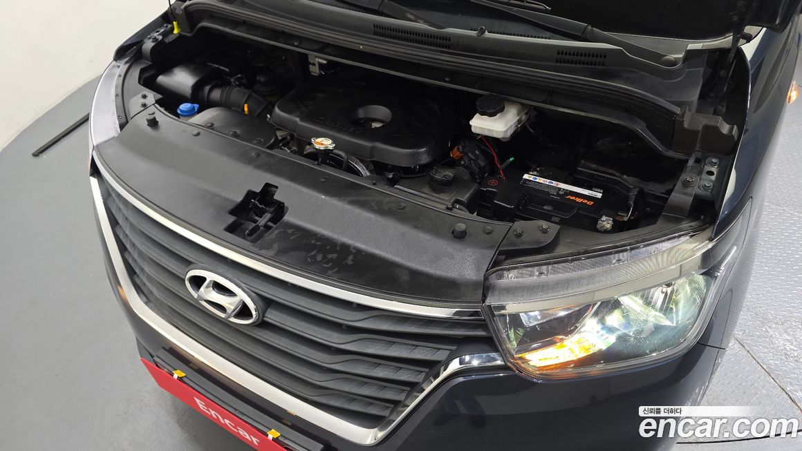 Hyundai Starex 2019