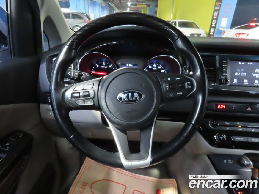 Kia Canival 2019