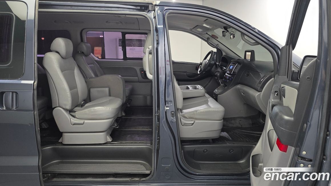 Hyundai Starex 2019