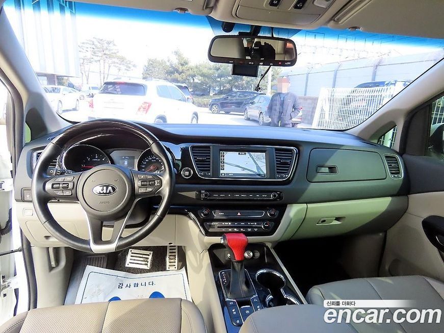 Kia Canival 2019