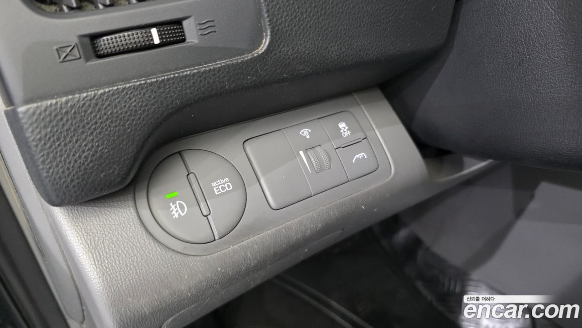Hyundai Starex 2019