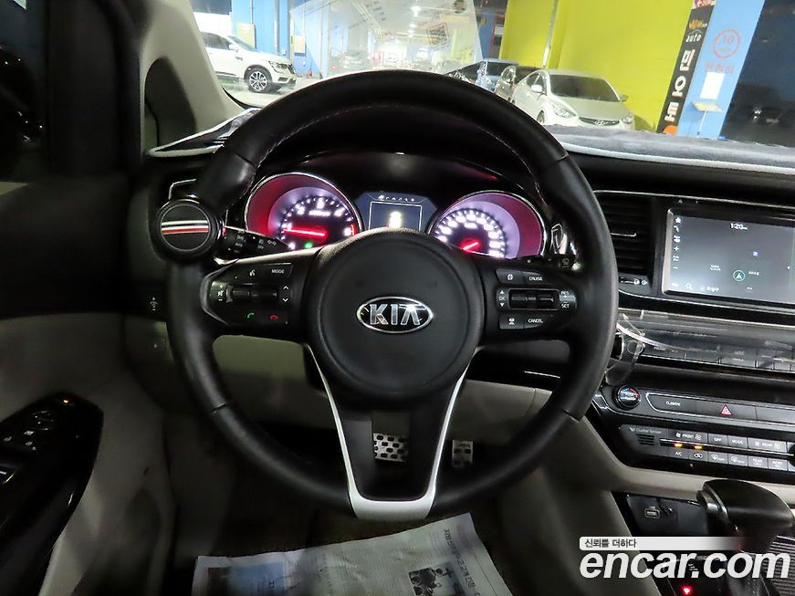 Kia Canival 2018
