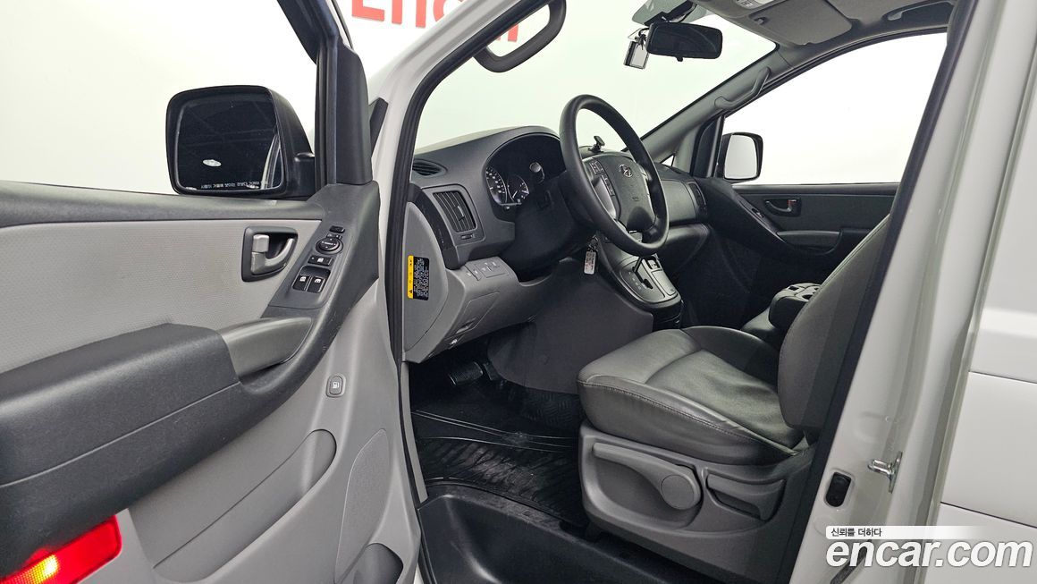 Hyundai Starex 2019