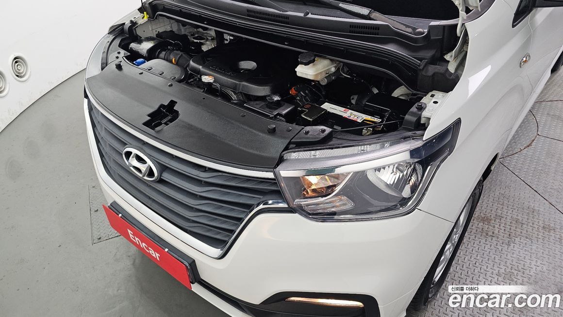 Hyundai Starex 2019