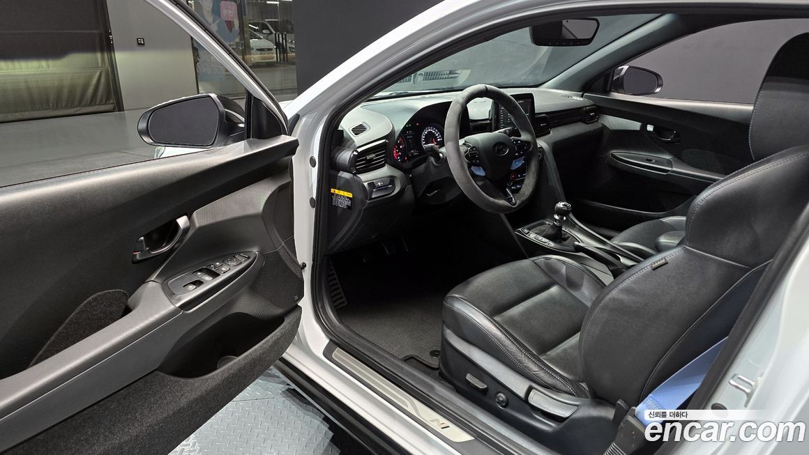 Hyundai Veloster 2019