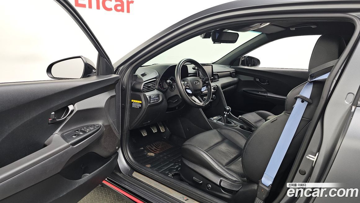 Hyundai Veloster 2019