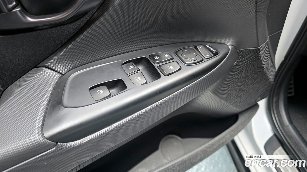 Hyundai Veloster 2019