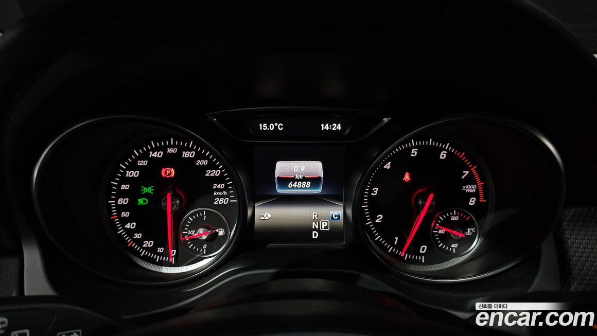 Mercedes-Benz GLA-Class 2019