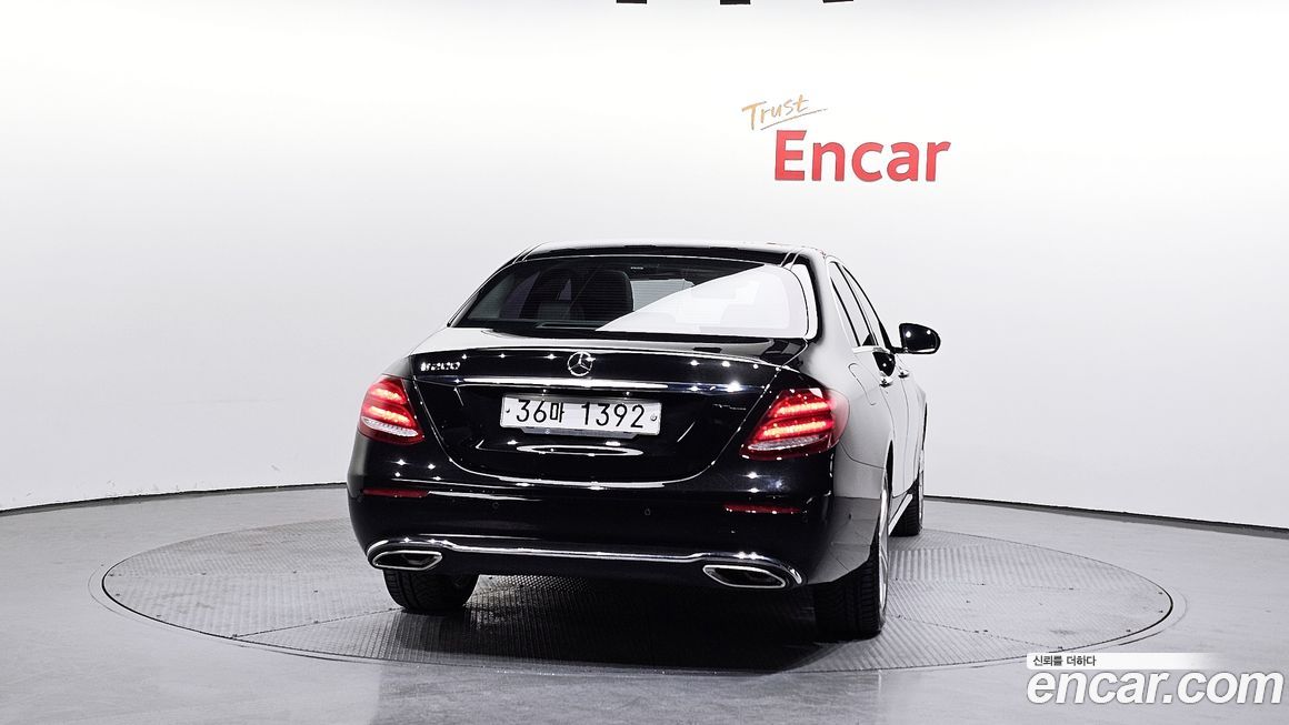Mercedes-Benz E-Class 2017