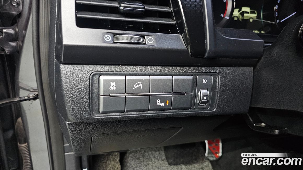 KG_Mobility_Ssangyong Rexton 2020