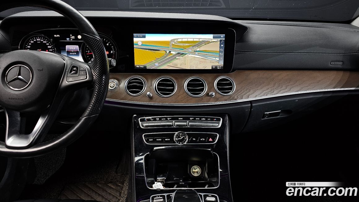 Mercedes-Benz E-Class 2018