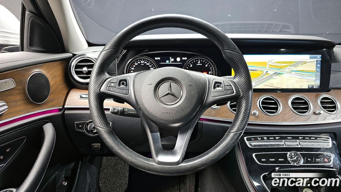 Mercedes-Benz E-Class 2018