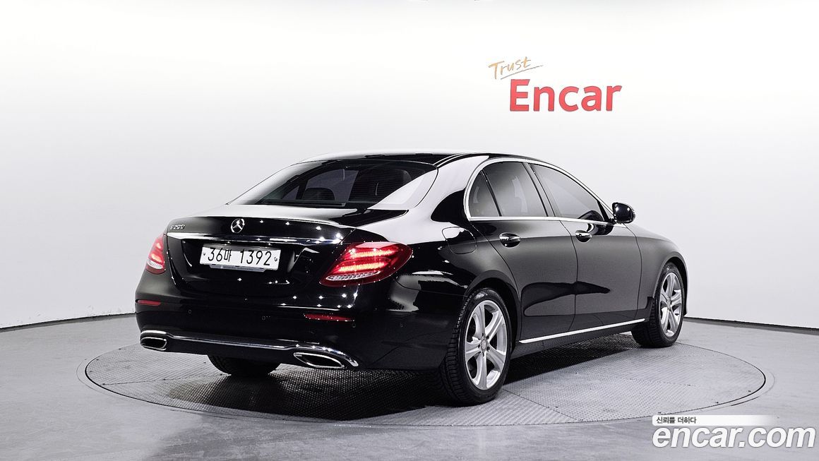 Mercedes-Benz E-Class 2017