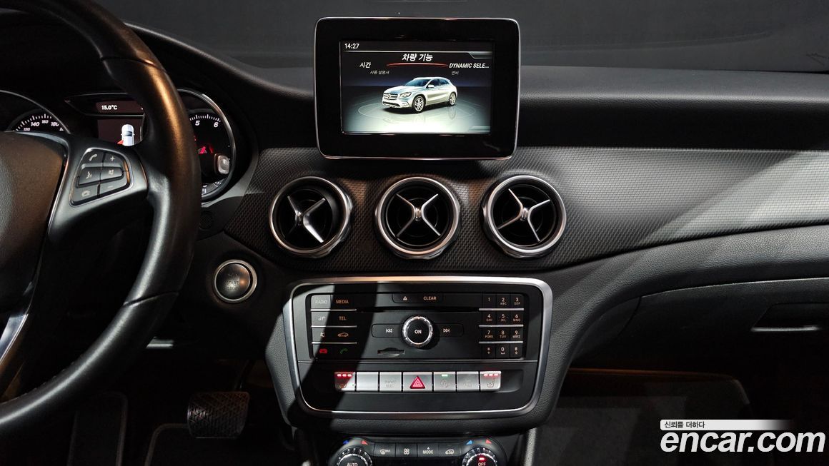 Mercedes-Benz GLA-Class 2019