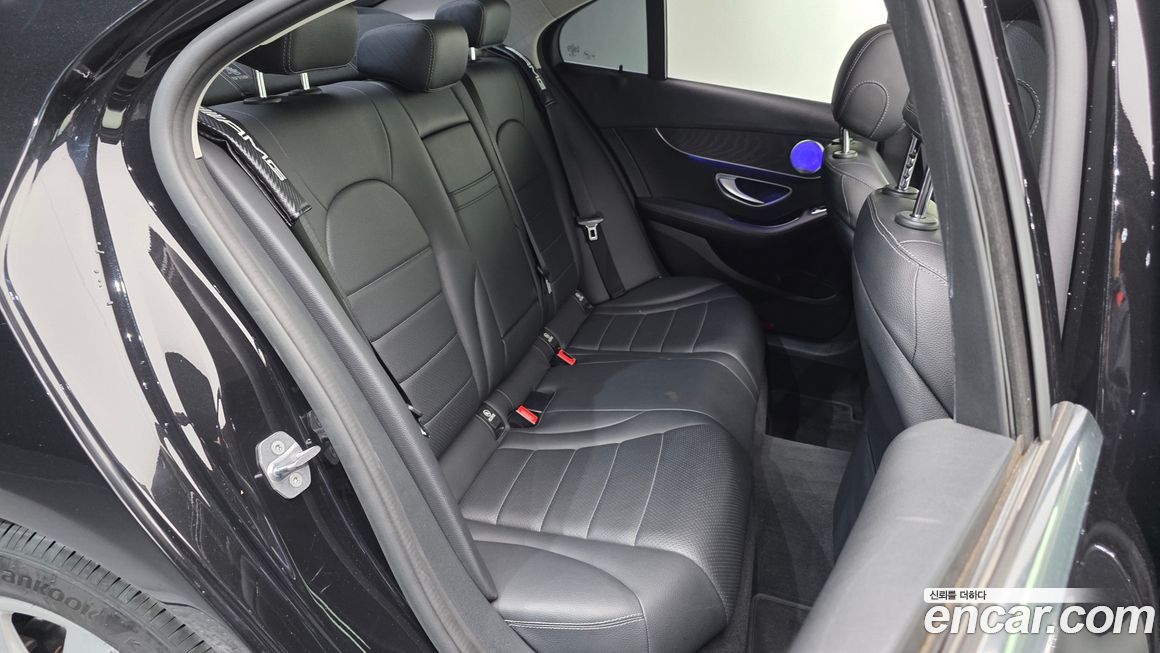 Mercedes-Benz C-Class 2019