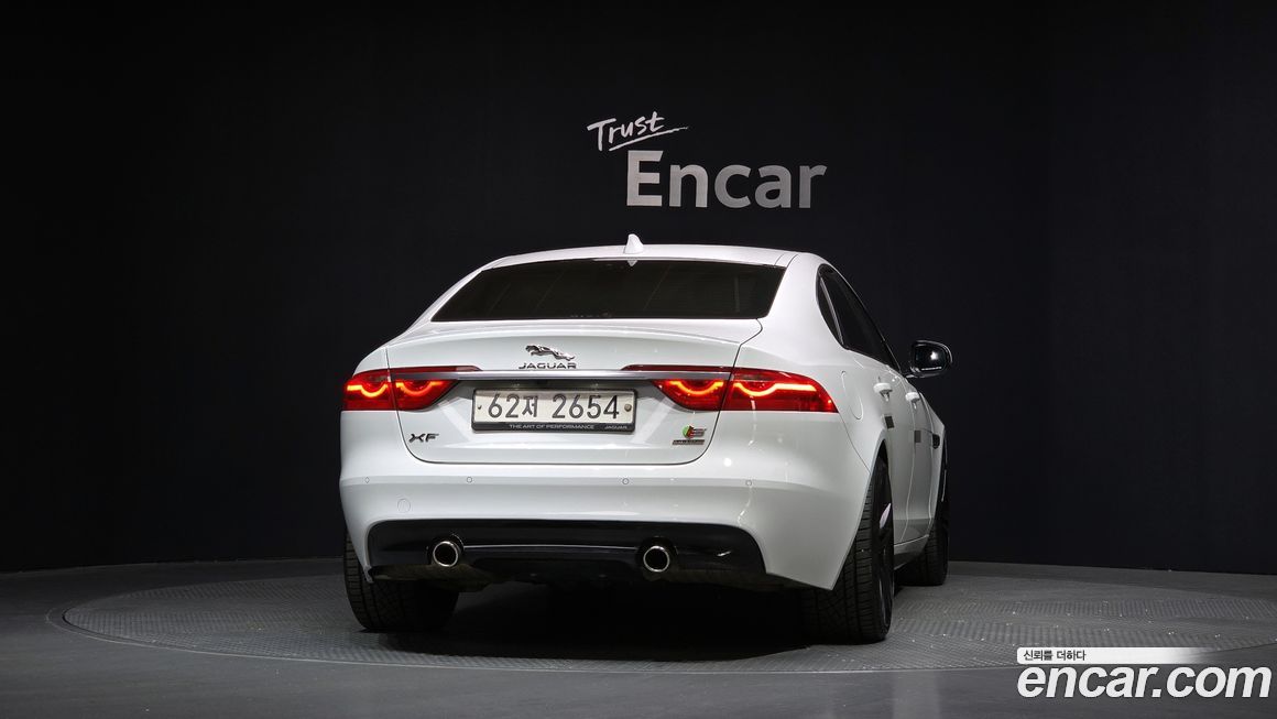Jaguar XF 2017