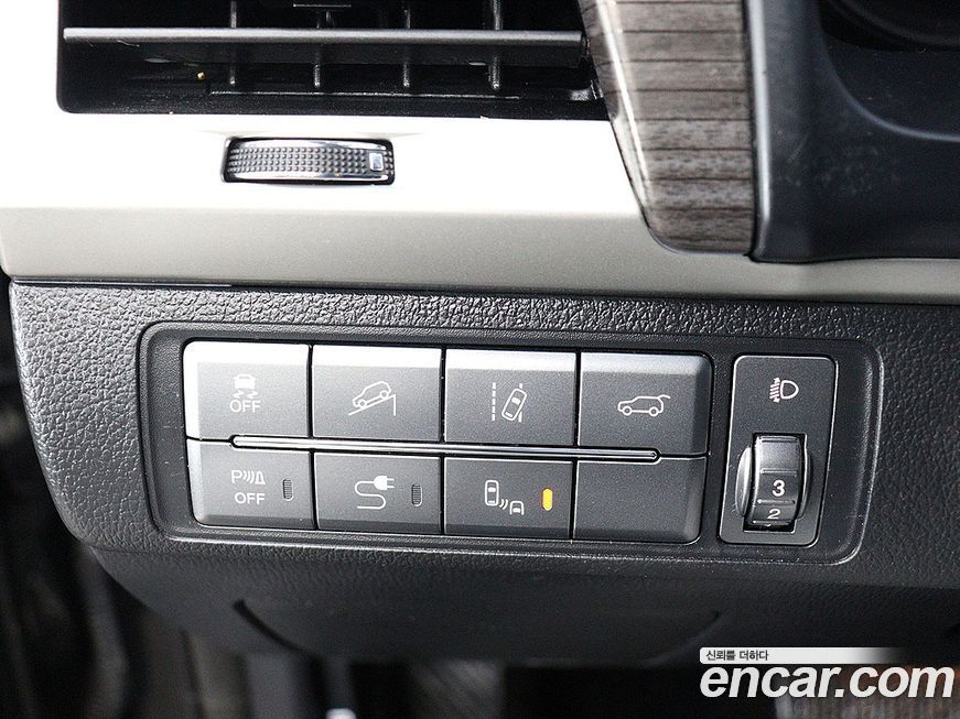 KG_Mobility_Ssangyong Rexton 2018