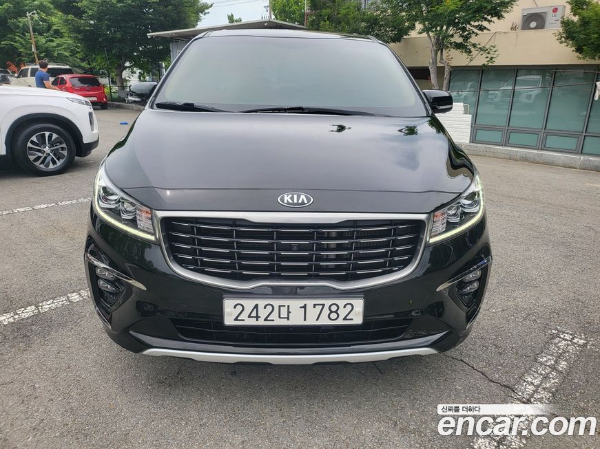 Kia Canival 2020