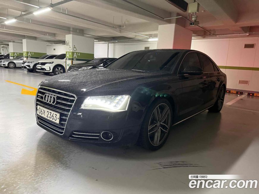 Audi A8 2011