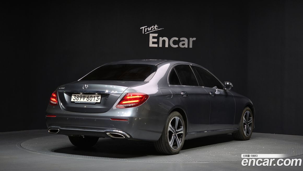 Mercedes-Benz E-Class 2017