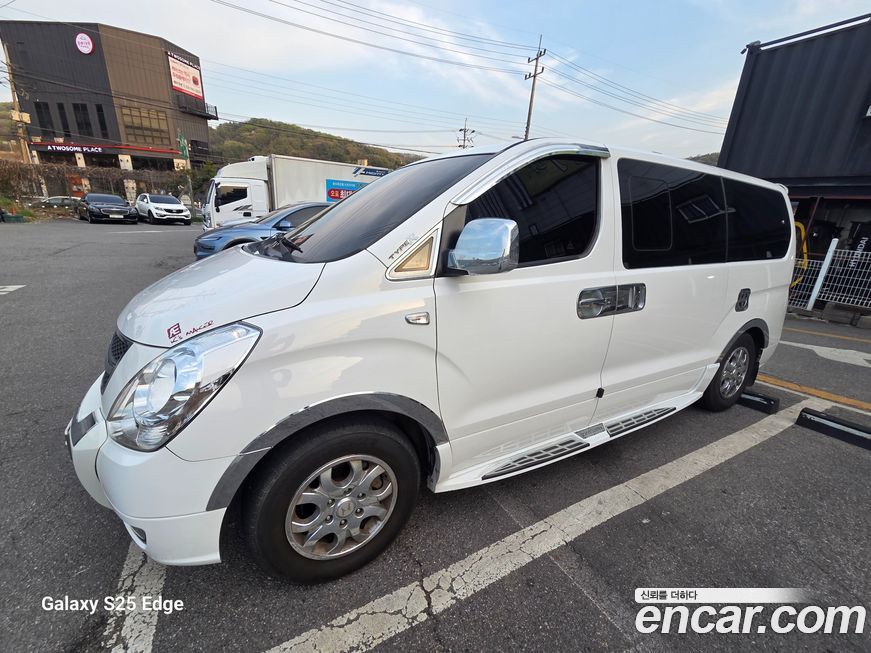 Hyundai Starex 2015