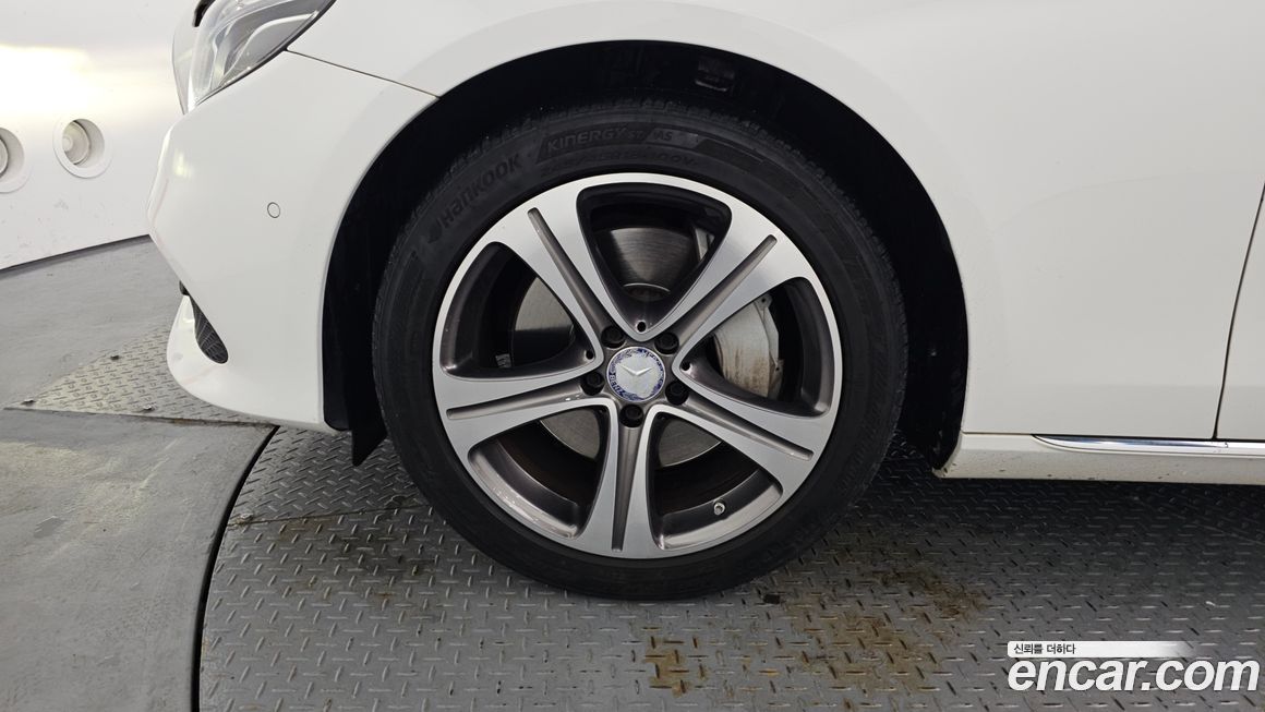 Mercedes-Benz E-Class 2017