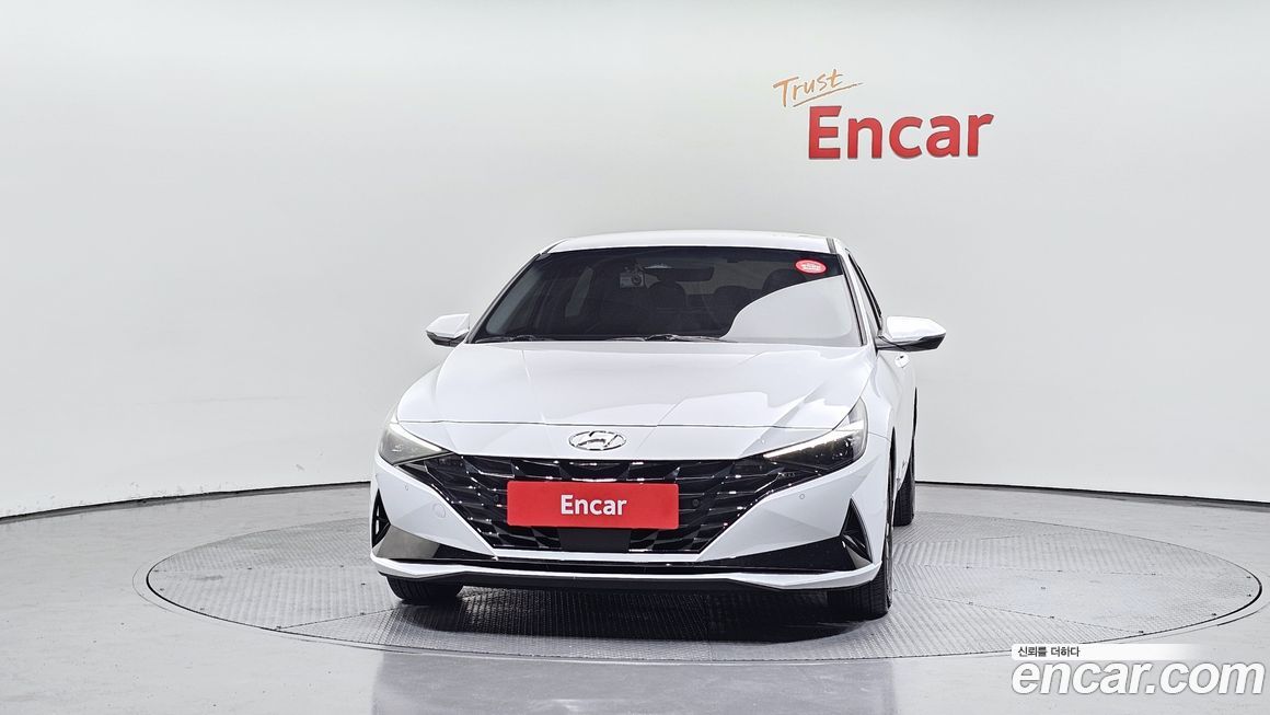 Hyundai AVANTE 2021