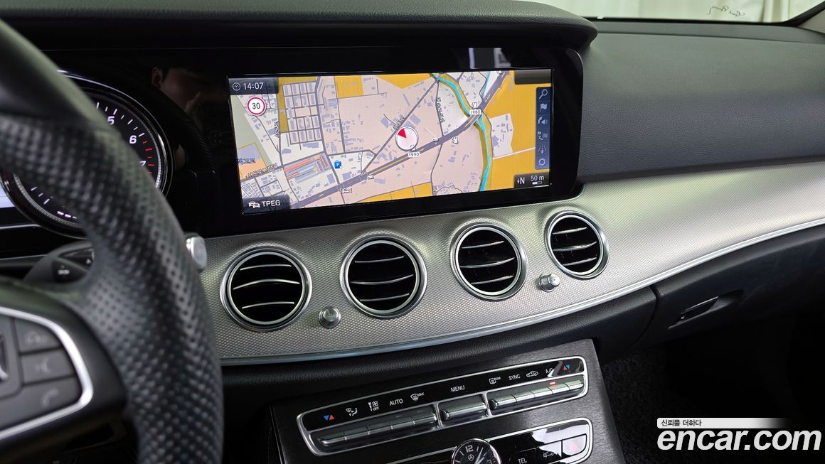 Mercedes-Benz E-Class 2017