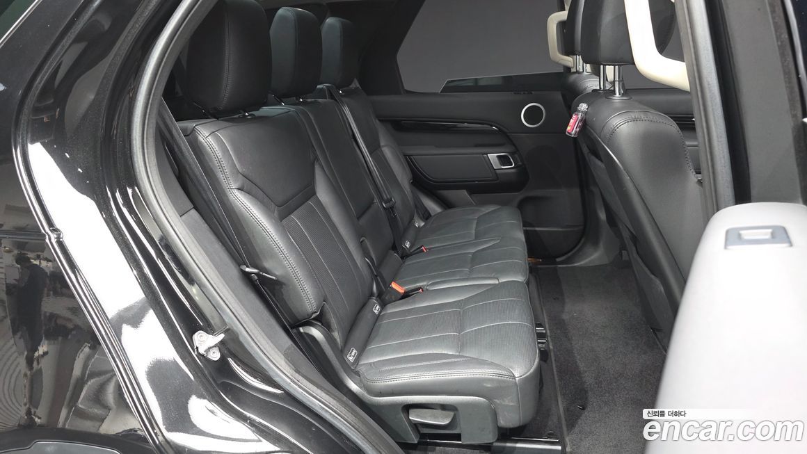 Land Rover Discovery 2018
