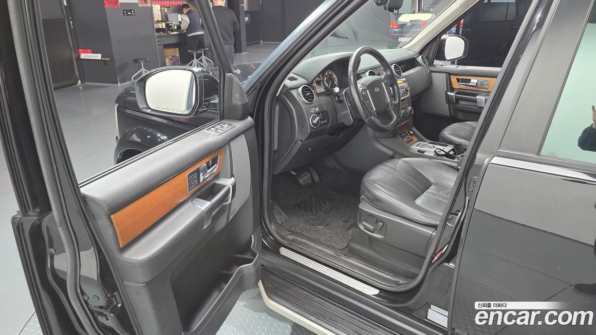 Land Rover Discovery 2015