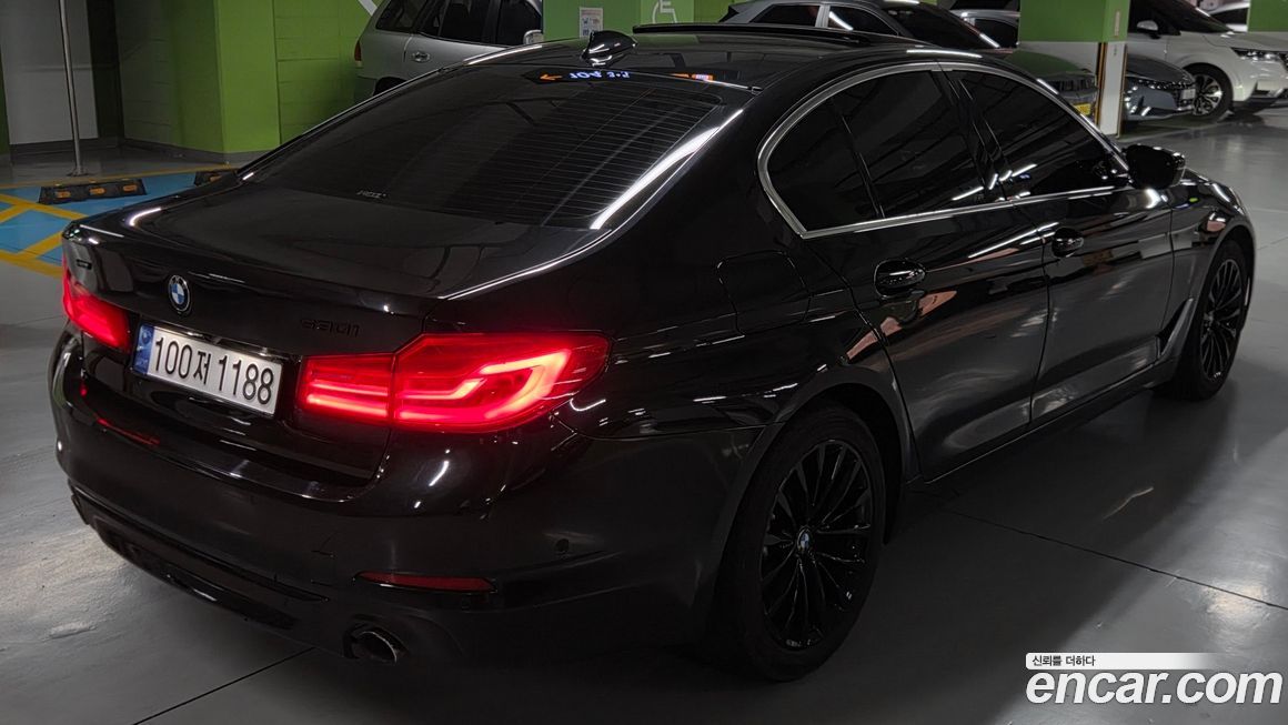 BMW 5-Series 2019