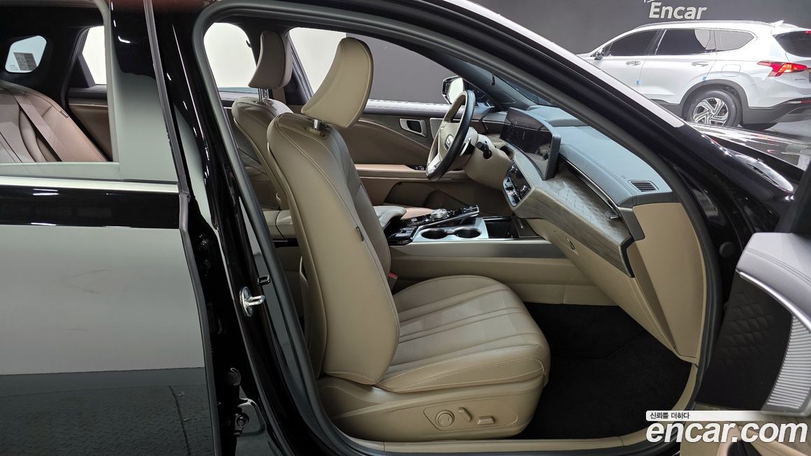 Kia K8 2023