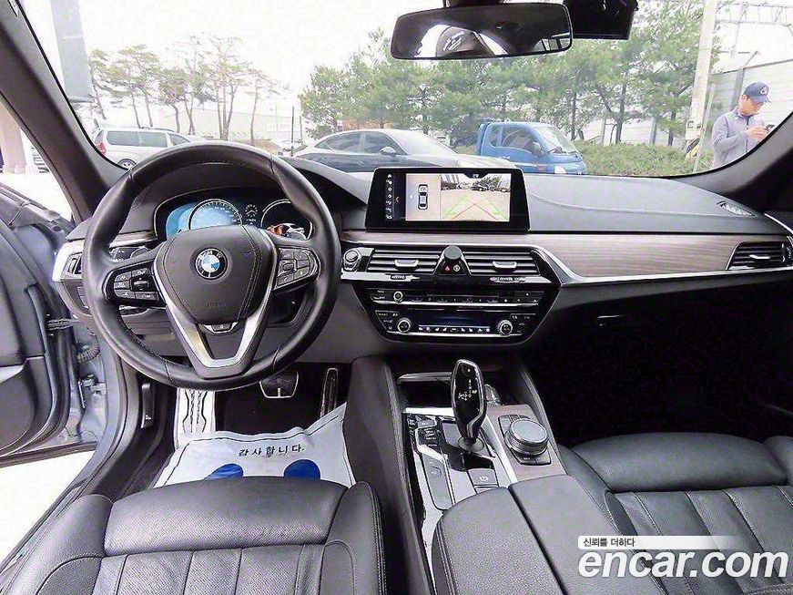 BMW 5-Series 2017