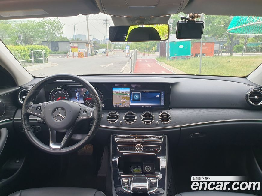 Mercedes-Benz E-Class 2017