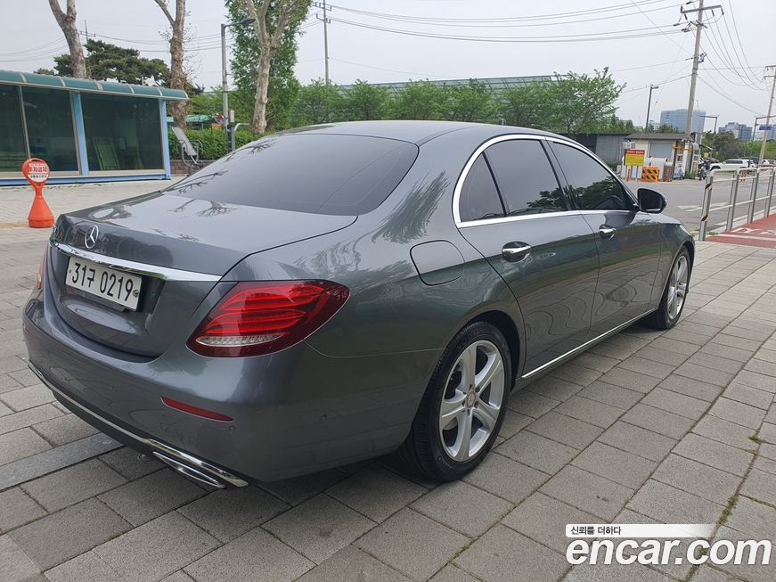 Mercedes-Benz E-Class 2017
