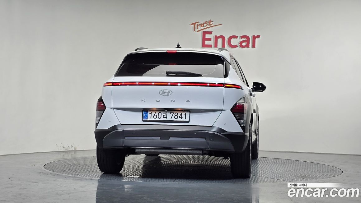 Hyundai Kona 2024
