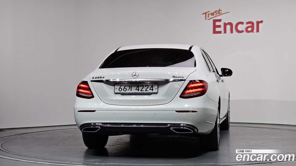 Mercedes-Benz E-Class 2018