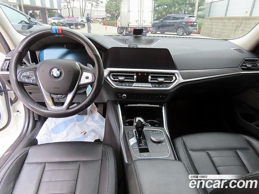 BMW 3-Series 2021