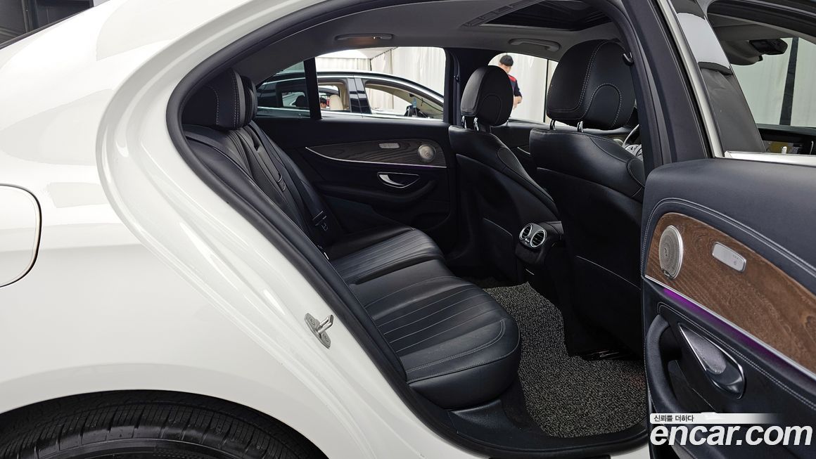 Mercedes-Benz E-Class 2018