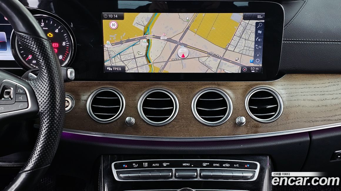 Mercedes-Benz E-Class 2018