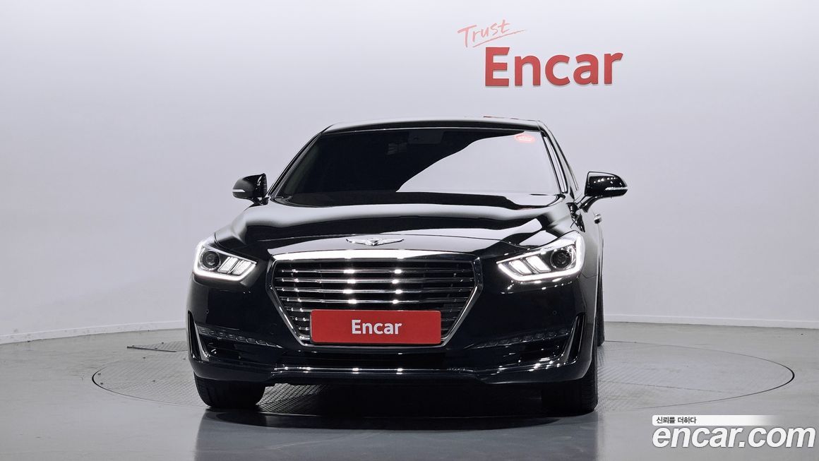 Genesis EQ900 2018