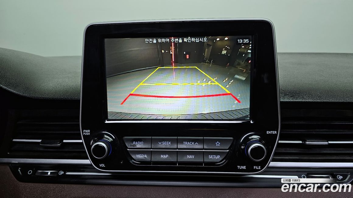 Hyundai Starex 2019