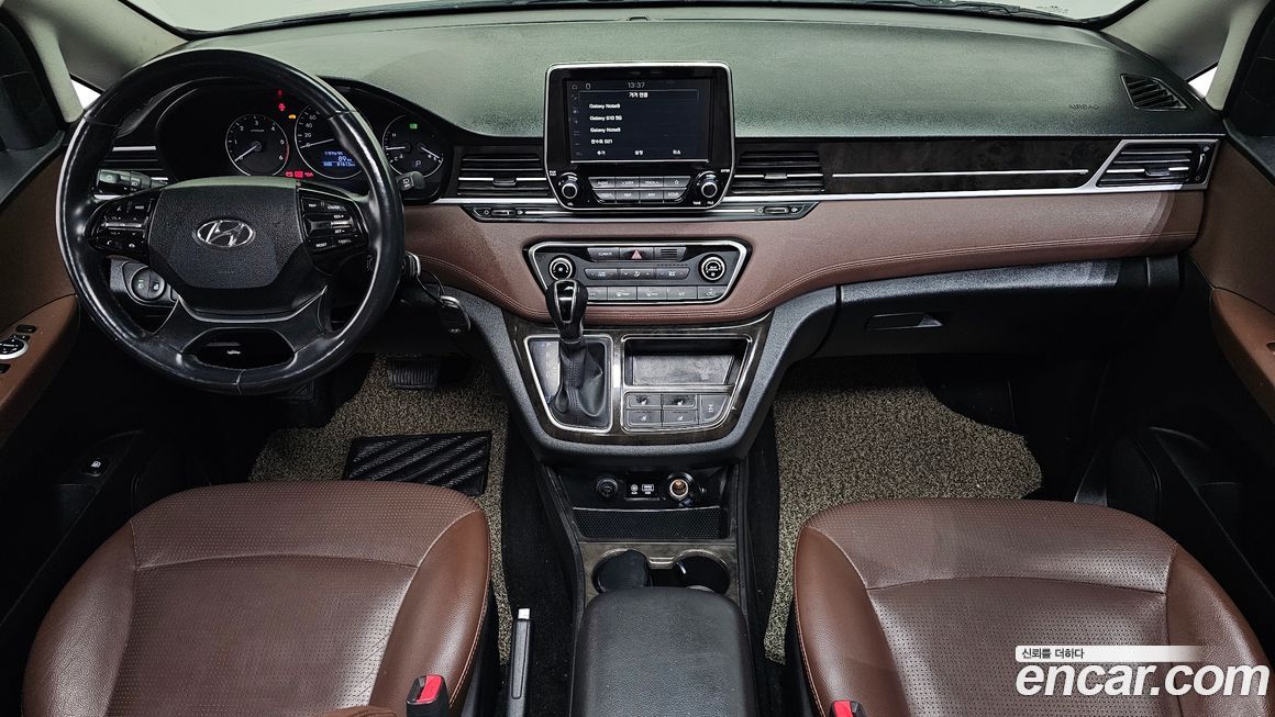 Hyundai Starex 2019