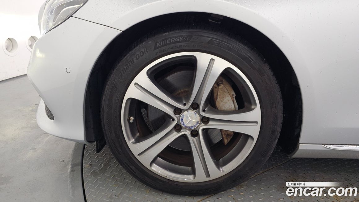 Mercedes-Benz E-Class 2017