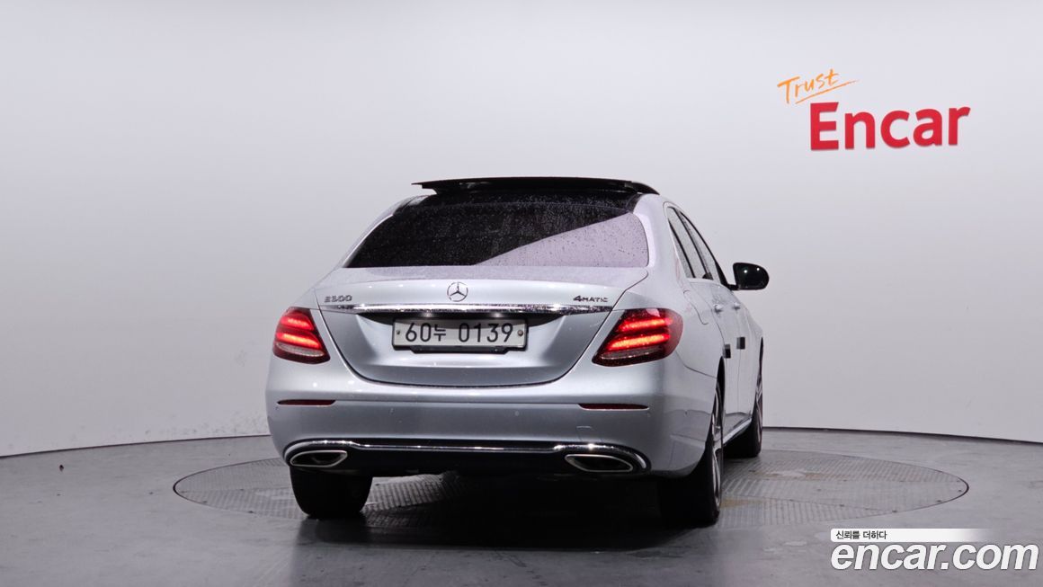 Mercedes-Benz E-Class 2017