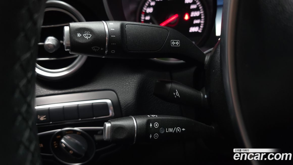 Mercedes-Benz C-Class 2018