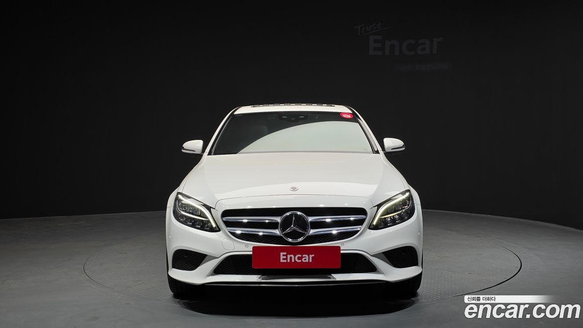 Mercedes-Benz C-Class 2020