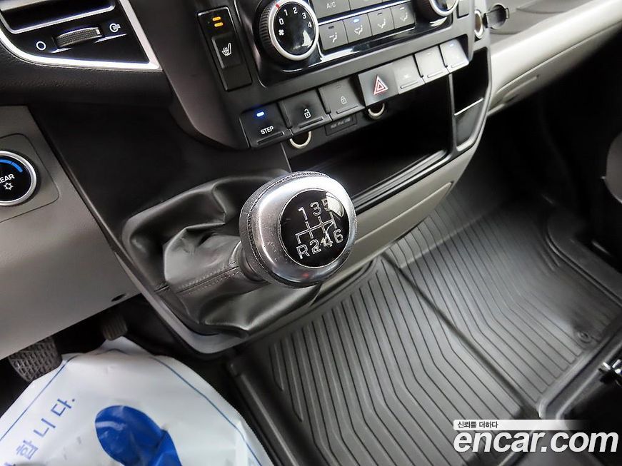 Hyundai Solati 2015